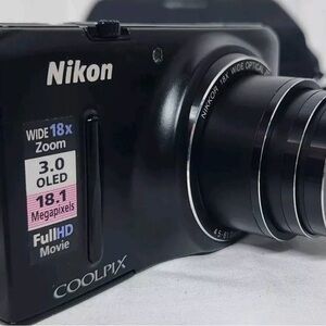 Nikon COOLPIX S9400 18.1MP Digital Camera Black w/charger,battery & LowerproCase